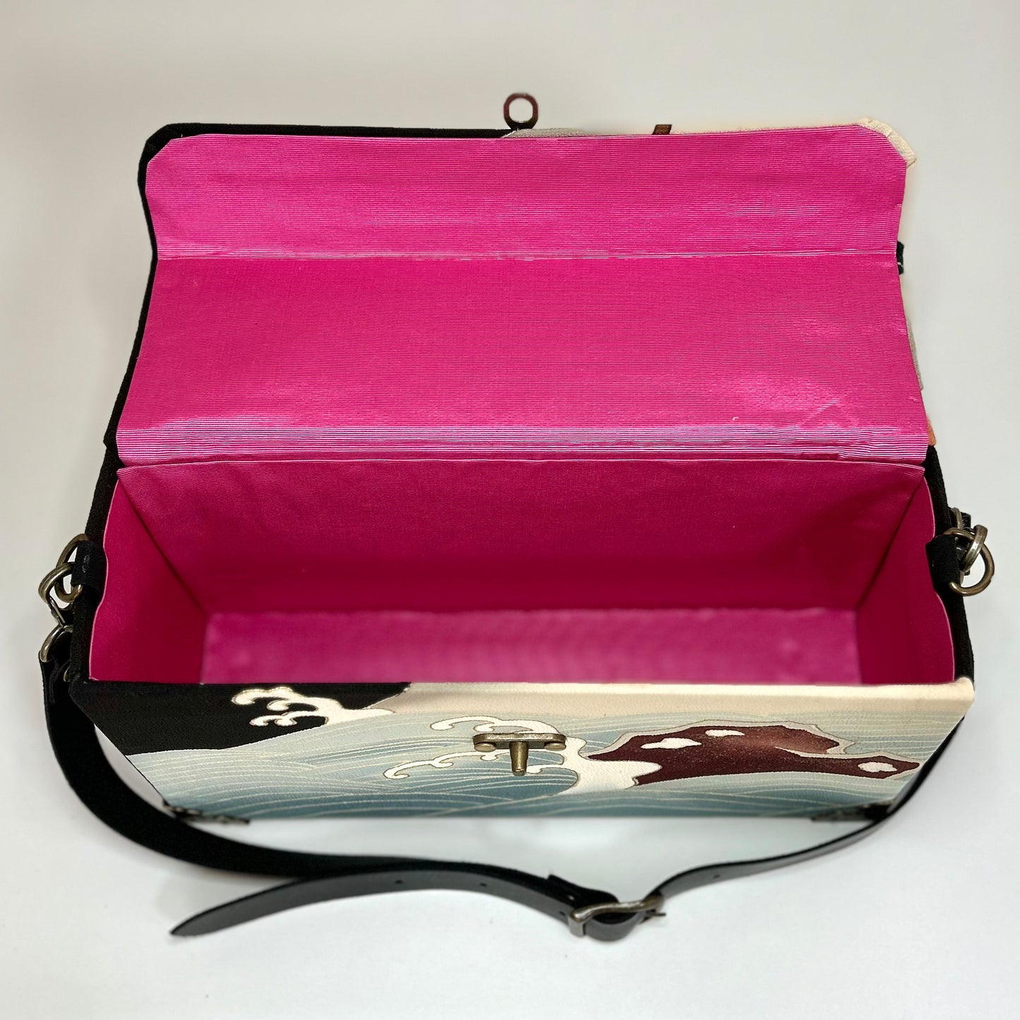 黒留袖ショルダーバッグ 極