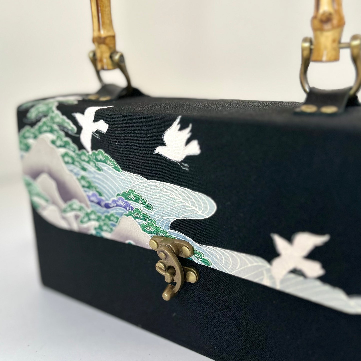 黒留袖ショルダーバッグ