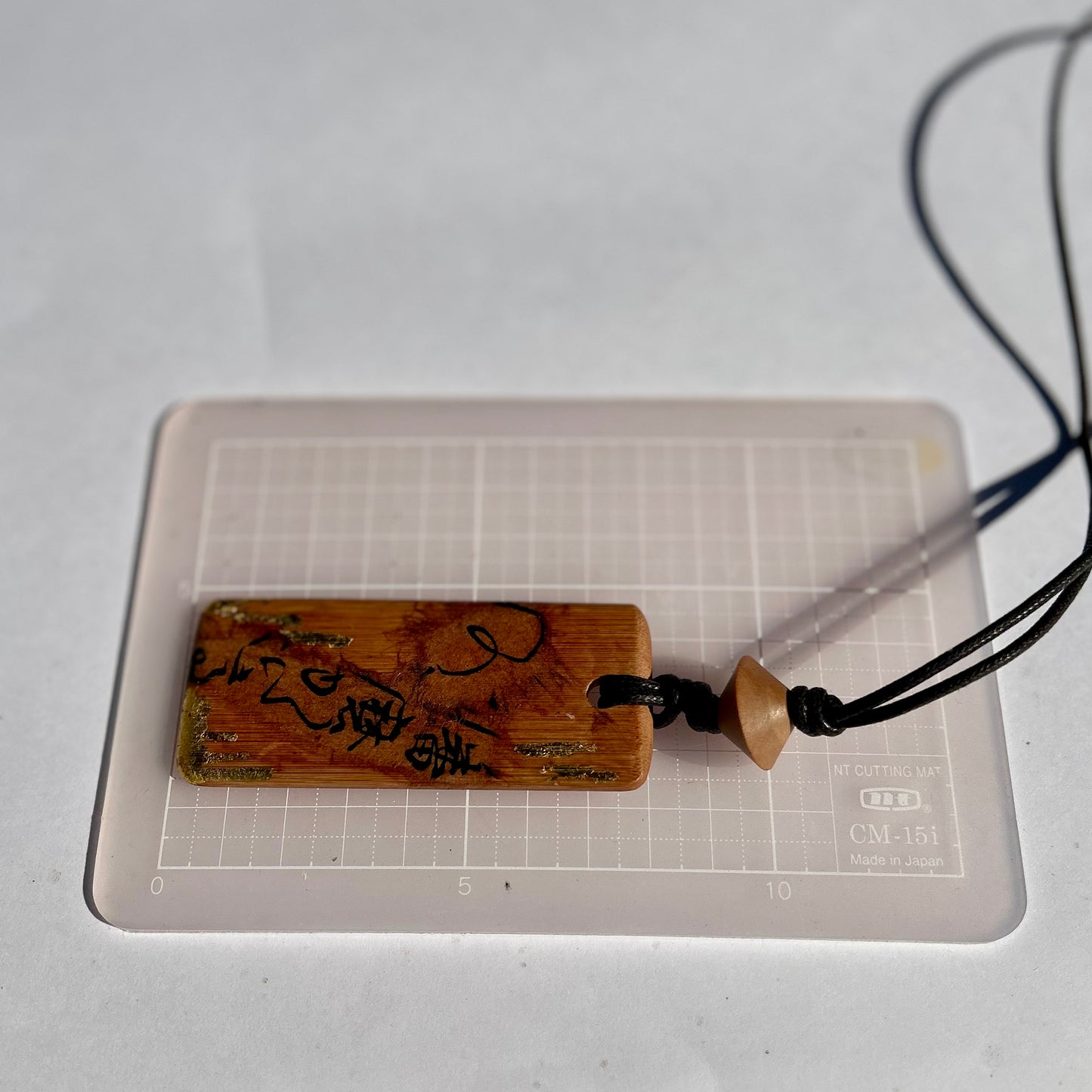 ☆一閑張り ネックレス4 金箔